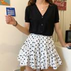Short-sleeve Knit Top / Mini Dotted Pleated Skirt