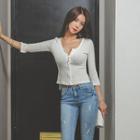 Slit 3/4-sleeve Buttoned T-shirt