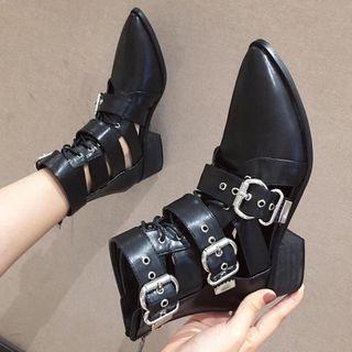 Buckle Detail Pointed Block Heel Short Boots
