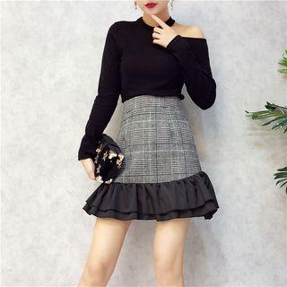 Set: Long-sleeve Cutout T-shirt + Plaid Ruffle Hem A-line Skirt
