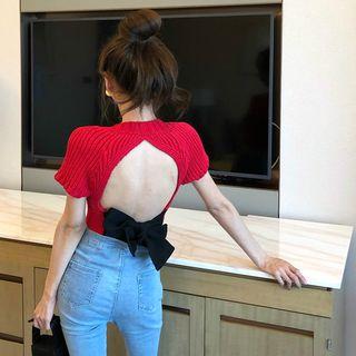 Short-sleeve Open-back Cropped Knit Top Red - One Size