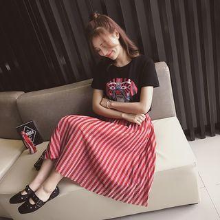 Set: Printed Short Sleeve T-shirt + Striped A-line Skirt