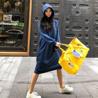 Text Print Hooded Pullover Dress