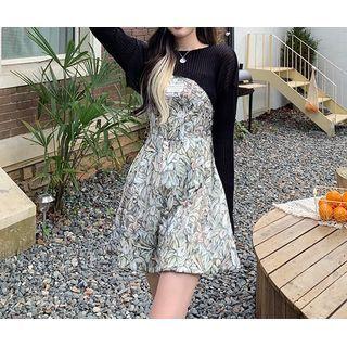 Spaghetti Strap Floral Print A-line Dress / Ribbed Cropped Knit Top