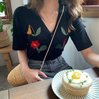 Short-sleeve V-neck Floral Embroidered Knit Top