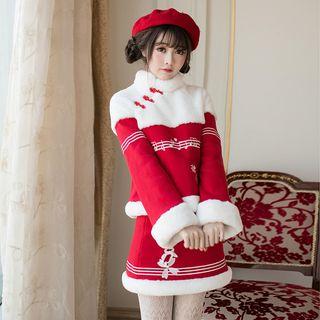 Two-tone Embroidered Fleece Pullover