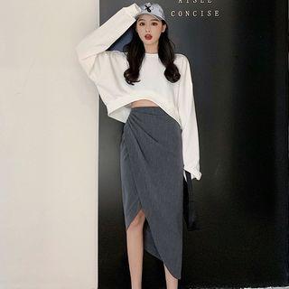 Cropped Pullover / Irregular Hem Midi Straight-fit Skirt