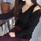 Set: Frill-edge Rib-knit Cardigan + Sleeveless Top