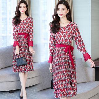 Long-sleeve Geometric Print Midi A-line Dress