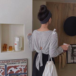 Deep-slit Tie-back Stripe T-shirt