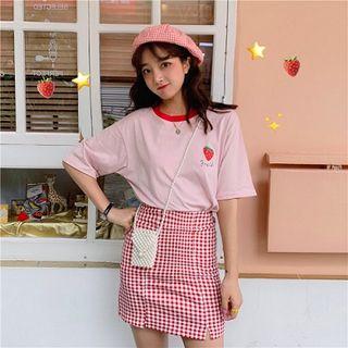 Strawberry Print Crewneck Short-sleeve Top / Color-block Plaid High-waist Skirt