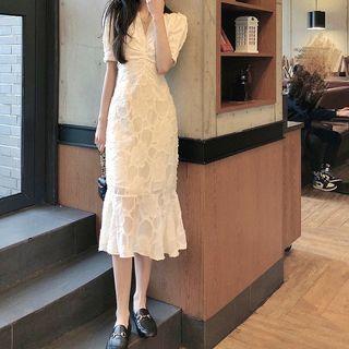 Short-sleeve Fringed Shirred Midi A-line Dress