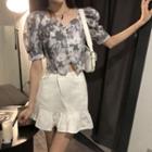 Puff-sleeve Floral Print Blouse / Ruffled A-line Skirt