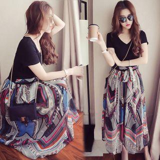 Short-sleeve Printed Chiffon V-neck A-line Midi Dress