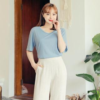 V-neck Pastel Color T-shirt