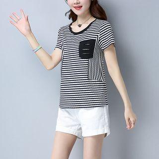 Short-sleeve Front Pocket Striped T-shirt