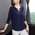 Embroidered Notch-neck Long-sleeve T-shirt