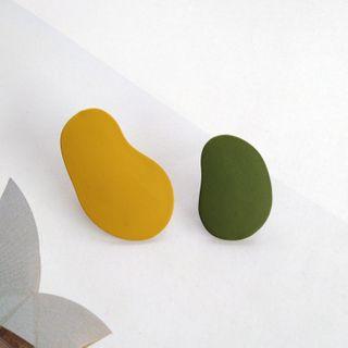Non-matching Matte Alloy Earring