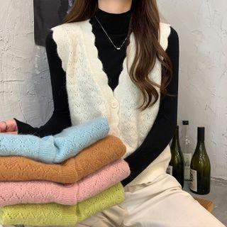 Sleeveless V-neck Ruffled Knit Vest