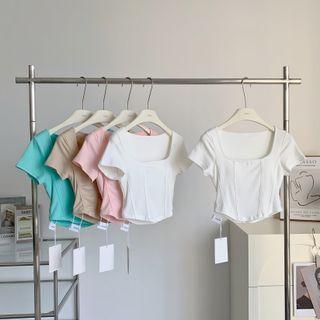 Short-sleeve Padded Crop Top