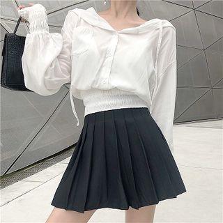 Hooded V-neck Top / Pleated Skirt