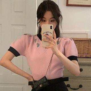 Short-sleeve Embroidered Flower Knit Top