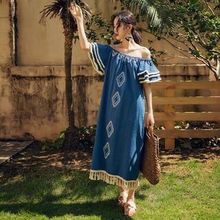 Contrast Trim Off-shoulder Embroidered Midi A-line Dress