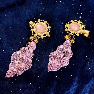 Rhinestone Accent Cutout Leaves Hair Clip