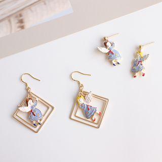 Non-matching Alloy Angel Dangle Earring