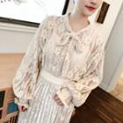 Puff-sleeve Lace Buttoned Blouse