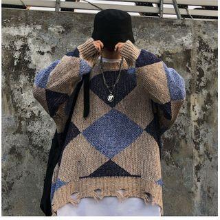 Long Sleeve Argyle Ripped Knit Top