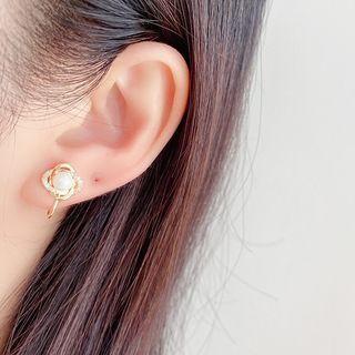 Flower Faux Pearl Alloy Cuff Earring 1 Pair - Clip On Earring - Gold - One Size