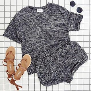 Set: Short-sleeve Knit Top + Shorts