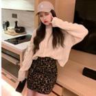 Long-sleeve Open Knit Top / High-waist Leopard Slim Fit Skirt