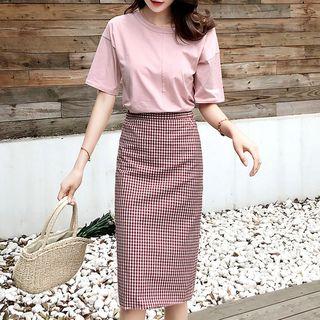 Set: Elbow-sleeve T-shirt + Checker Pencil Skirt