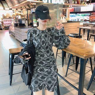 Long-sleeve Print Mini Sheath Dress