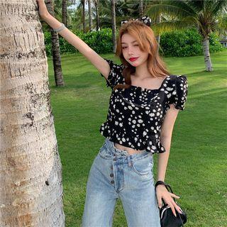 Short-sleeve Square Neck Floral Top Floral Top - Black - One Size