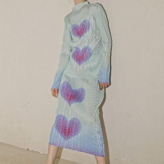 Heart Print Blouse / Midi A-line Skirt