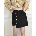Button-detail Asymmetric-hem Skirt