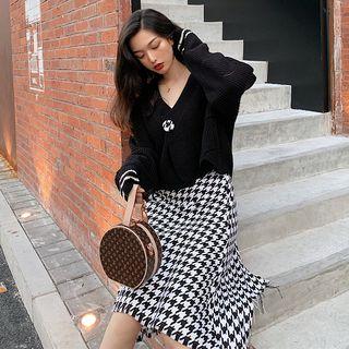 Irregular Hem Cropped Sweater / Houdstooth Midi A-line Skirt