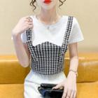 Short-sleeve Mock Two-tone Houndstooth Panel T-shirt