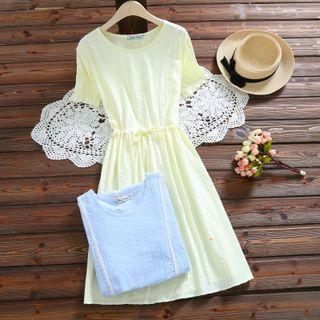 Short-sleeve Drawstring-waist A-line Dress