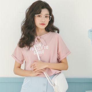 Short-sleeve Ribbon-neck Letter T-shirt