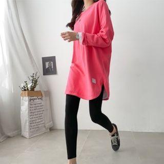 Raglan Label-detail Curve-hem T-shirt