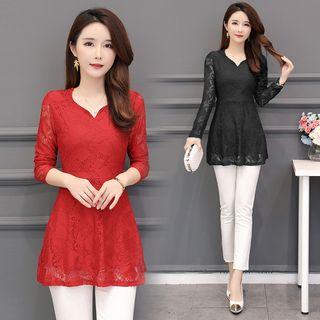 Long-sleeve Lace Pelpum Top