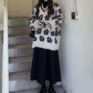 Jacquard Sweater / A-line Midi Skirt
