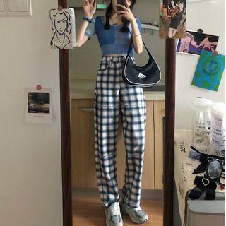 Short-sleeve Ribbed Knit Top / Plaid Straight-cut Pants