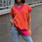 V-neck Check Print Knit Top