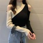 Long-sleeve Cold Shoulder Two-tone Mock-neck Knit Top