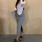 Long-sleeve V-neck T-shirt / Midi Skirt / Pants